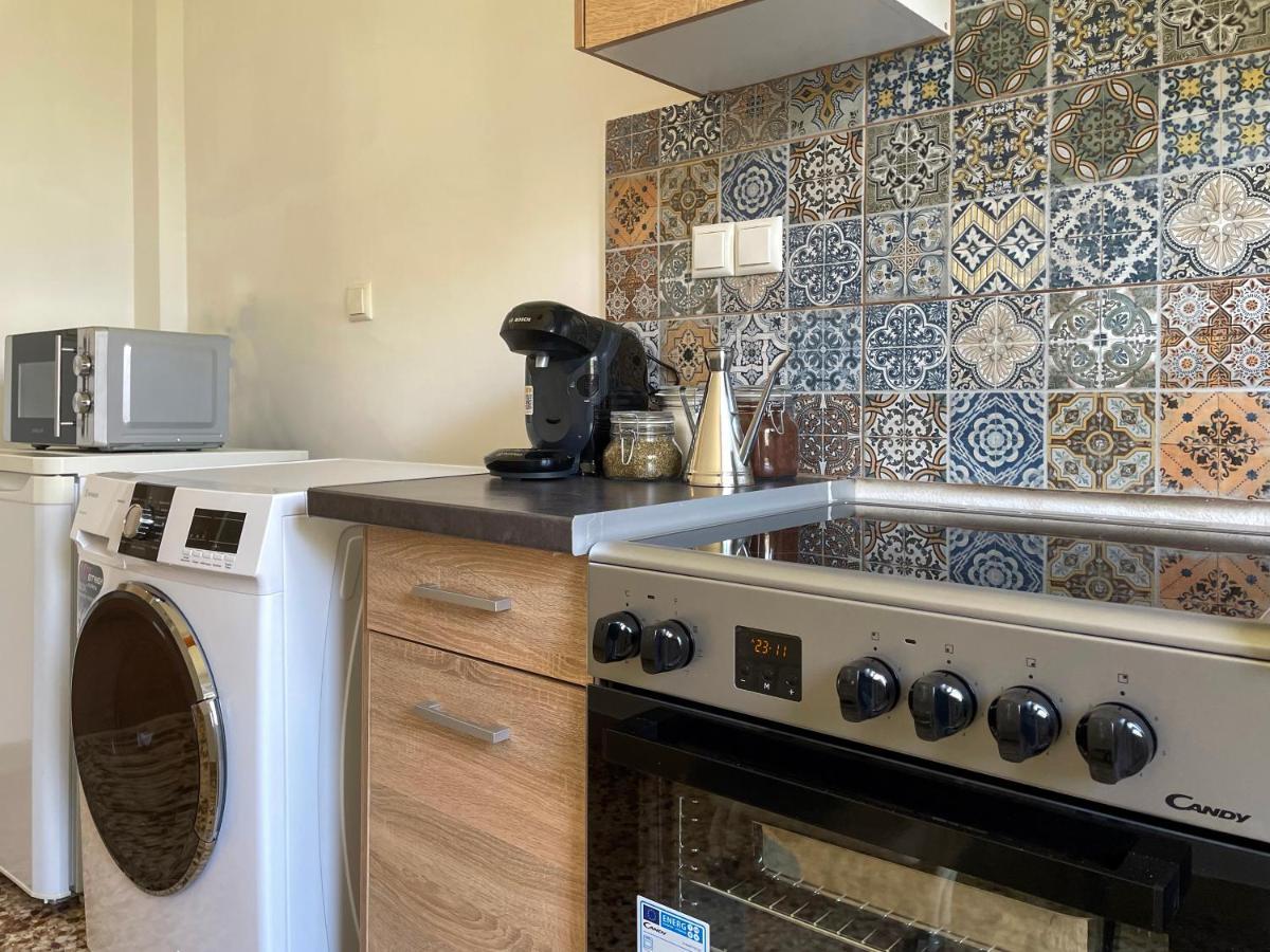 Soho Vivid 55sqm Apt In *